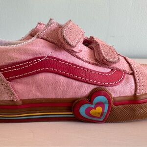 Toddle girls’ used pink heart vans size 9